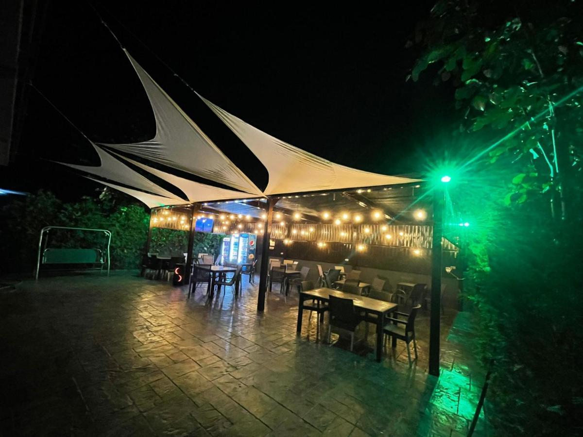 Hotel Sweet Navodari Dış mekan fotoğraf