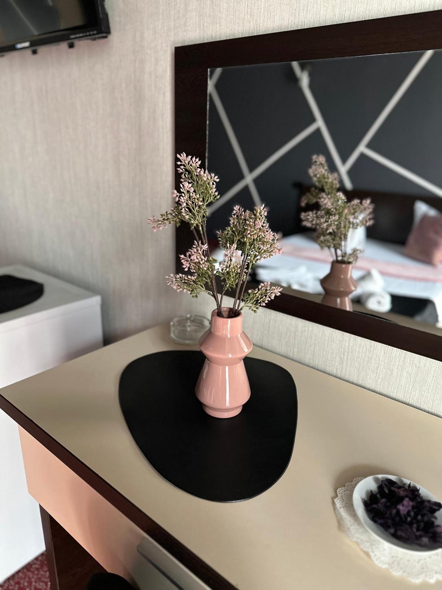 Hotel Sweet Navodari Dış mekan fotoğraf